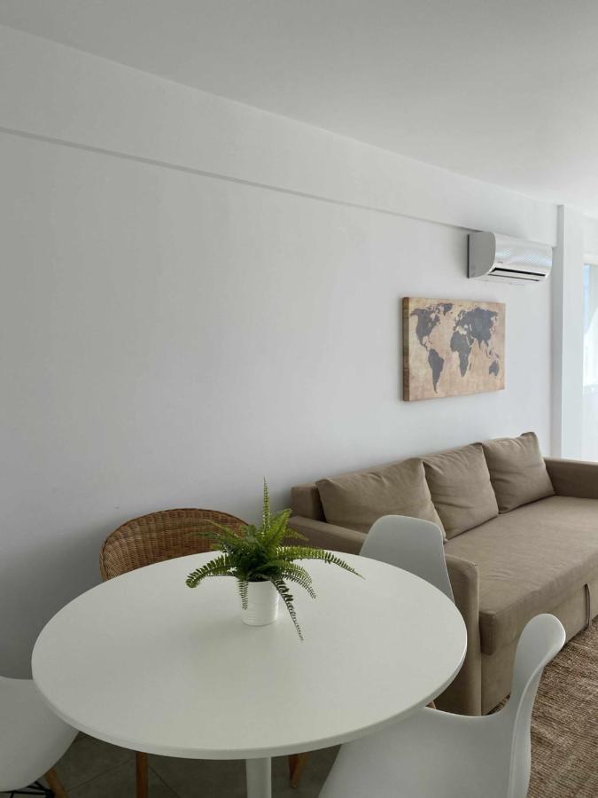 Apartamento 2 Habitaciones Frontal Al Mar 3 Торре-дель-Мар Екстер'єр фото