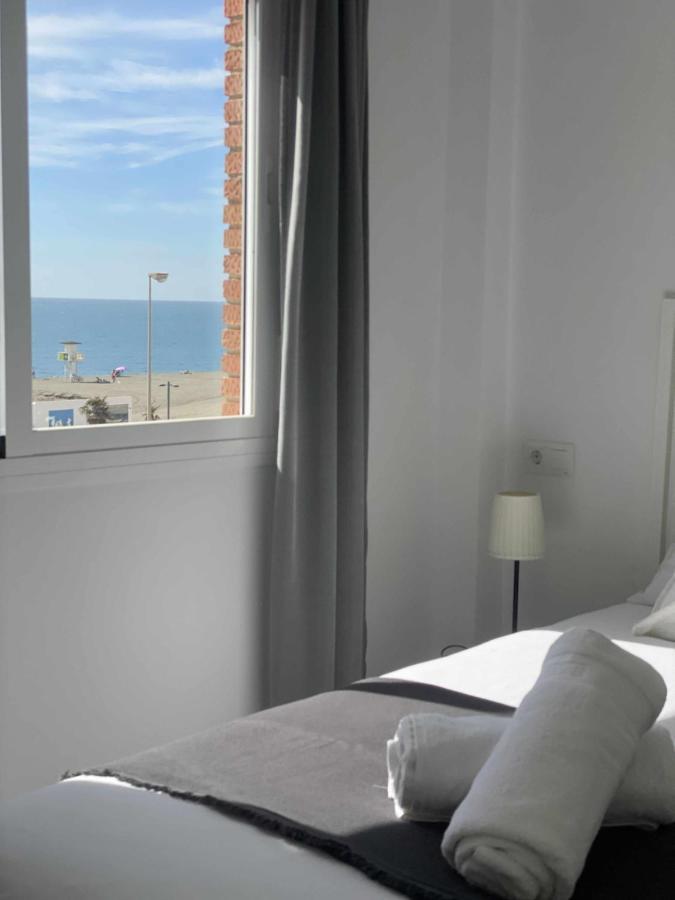 Apartamento 2 Habitaciones Frontal Al Mar 3 Торре-дель-Мар Екстер'єр фото